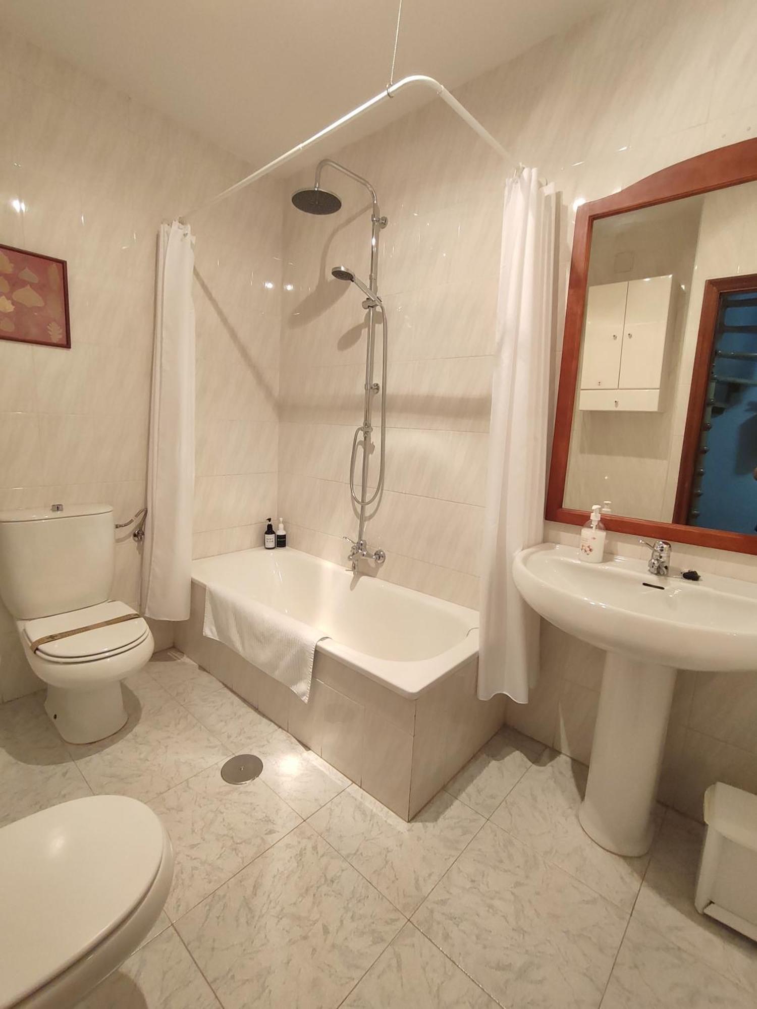 شقة Duplex Sanabria El Puente  المظهر الخارجي الصورة